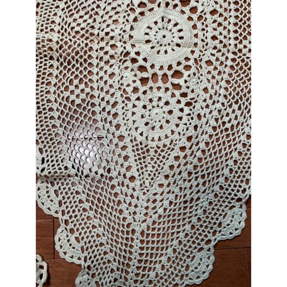Handmade Crochet Oval Lace Doilies Set of 2 - Picture 10 of 10